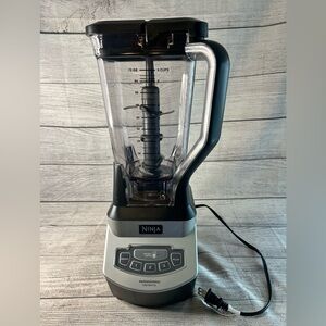 Ninja Professional Blender with Black and Silver Accents